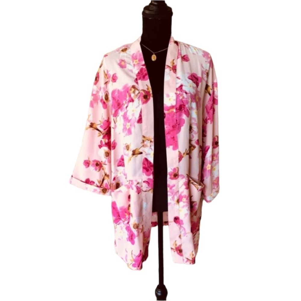 Pink floral Print Cardigan with Stylish Front pockets.